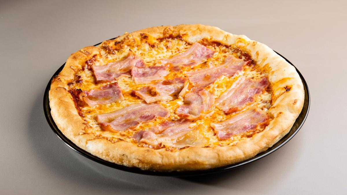 Bacon Pizza